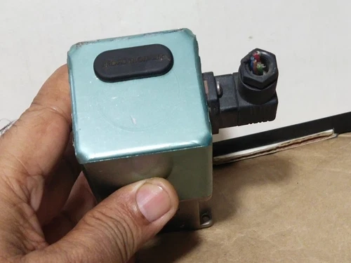 Proportion Air QB3 I/P Converter Electro Pneumatic Pressure Regulator Controller - Image 7