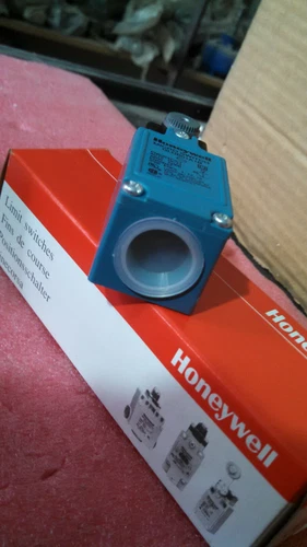Honeywell Limit Micro Switch GLDB01A1B IP66 Transducer Transmitter Controller - Image 9