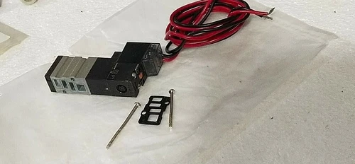 SMC VJ314R-5MZ-M5 VJ324 Solenoid Valve With Base 24vdc Transducer Transmitter - Image 9