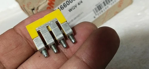 Weidmüller 1054660000 WQV 4/4 Jumper Terminal Block 4Position Screw In Transduce - Image 9