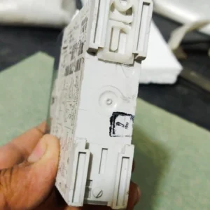 ABB VITAL1 Safety controller Module Relay 2NO 24VDC Transmitter Transducer