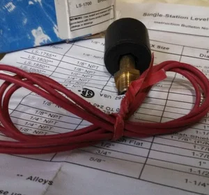 GEMS LS-1700 Level Switch Brass Transducer Transmitter Controller