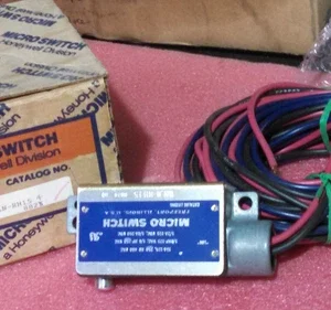 Yamatake BAF1-2RN2 BZF1 DTF2 GLAC01C ELS400B BZLN-RH15 Micro Limit Switch