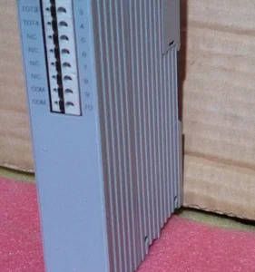 Azbil Yamatake RY5004T0000 Totalizer Pulse I/P PLC DCS Module Transducer