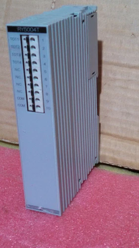 Azbil Yamatake RY5004T0000 Totalizer Pulse I/P PLC DCS Module Transducer