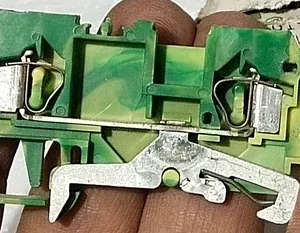 Wago 281-907 Ground Terminal Block 4 mm² 2 Conductor Din rail Cage Clamp Green