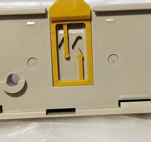Omron XW2D-50G6 Connector Screw Terminal 50 DIN Rail Controller