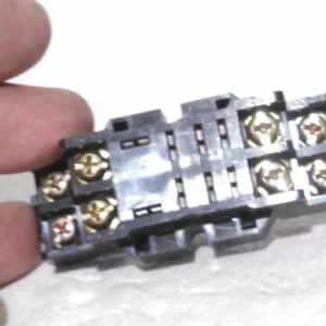 Idec SH2B-05A Relay Sockt Din Rail PLC Controller Transmitter Transducer