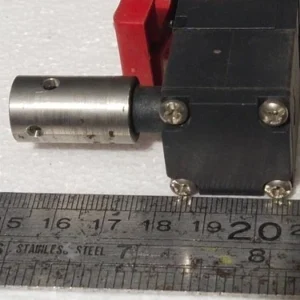 Omron STI HP2008 44542-0220 Safety Interlock Switch Controller Transmitter
