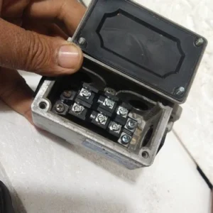 Yamatake LDVS-5204V Multiple Limit Switch Controllers Transducer