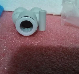 SMC KQU10-12 Y Tube-to-Tube Adapter 10 /12 mm Transducer Transmitter