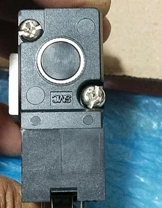SMC VT307-5DO-02F 3 Port 1/4 Inch 24VDC Solenoid Valve Transducer Transmitter