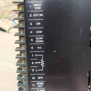 Oriental Vexta FBLD40C Brushless DC Motor Drive 40W 200V Controller Transmitter