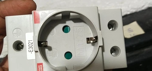 ABB M1175 Socket Outlet 220vac 16A Din Rail Controller Transmitter Transducer